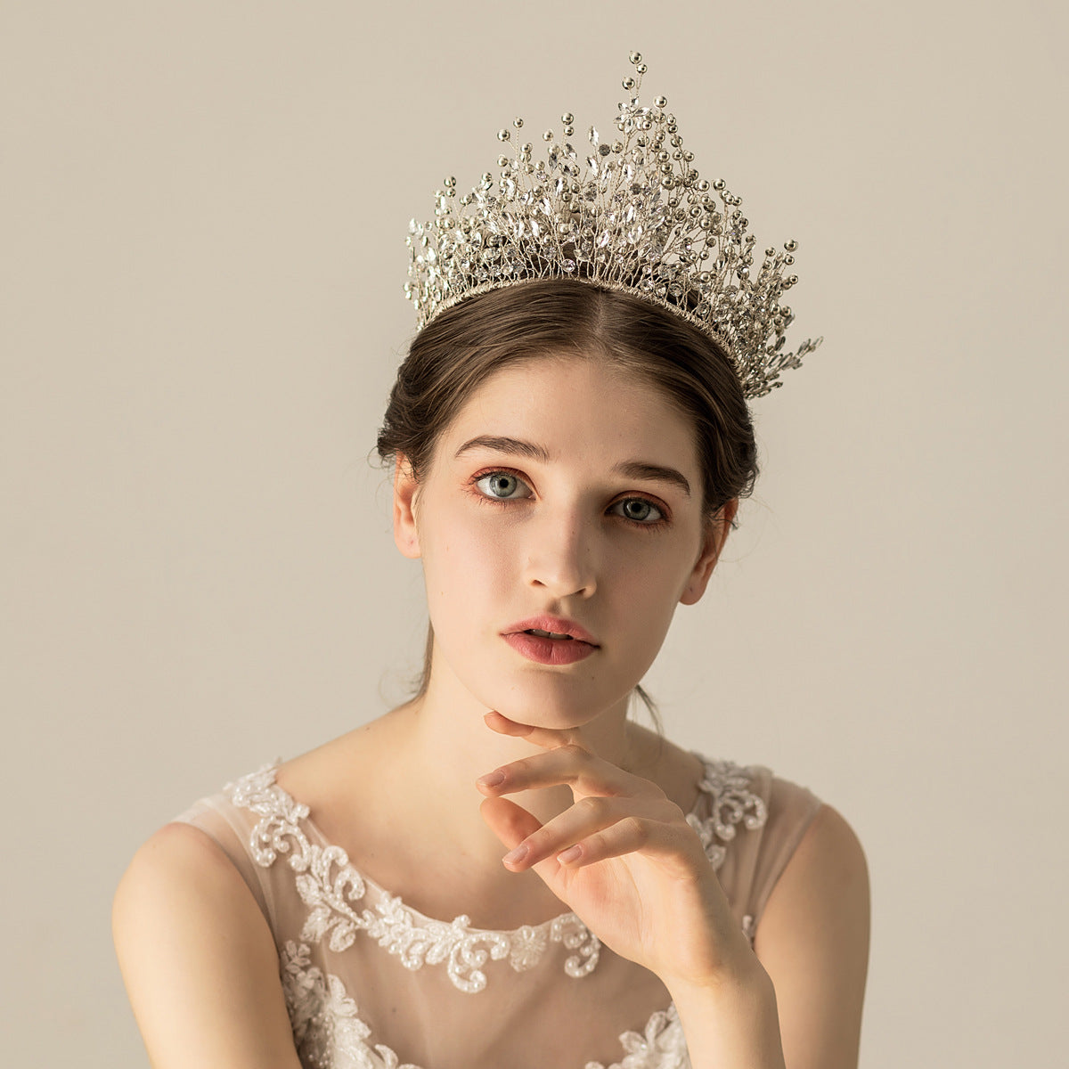 Rhinestones Crystal Tiaras and Silver Colour Flower Diadem Women Headwear Wedding Hair Accessories Brides Jewelry