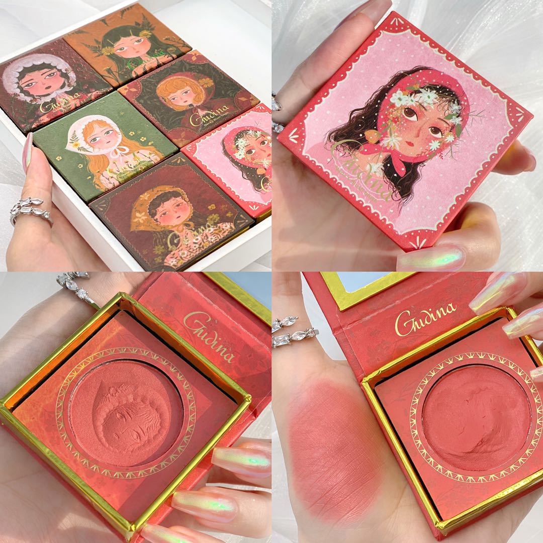 Monochrome Blush Maple Leaf Retro Vitality Girl Nude Makeup Natural Service