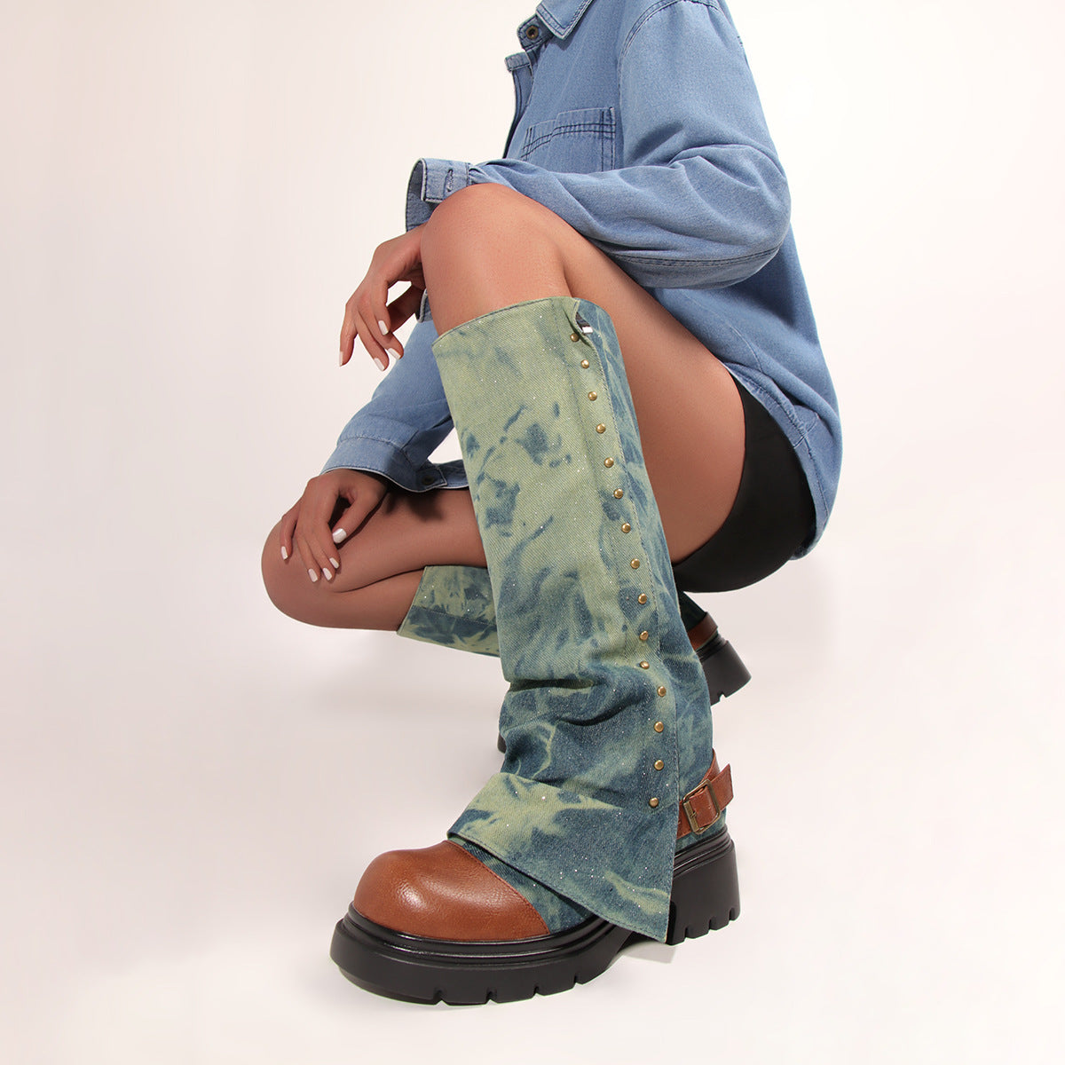 Womens European And American-style Round-toe Studded Platform Boots