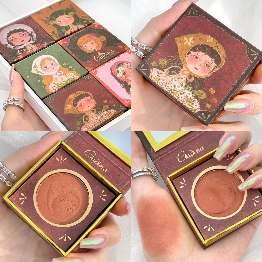 Monochrome Blush Maple Leaf Retro Vitality Girl Nude Makeup Natural Service